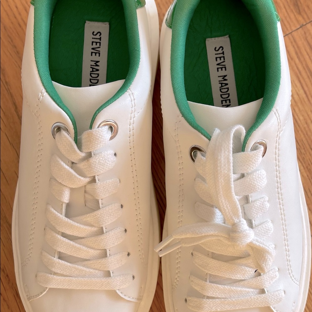 Steve Madden Sneakers Brand New